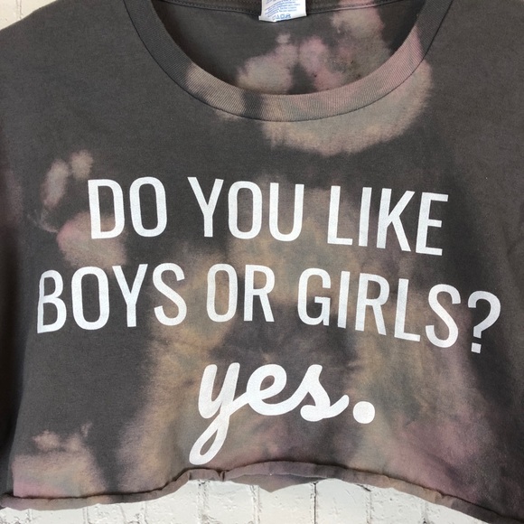“DO YOU LIKE BOYS OR GIRLS? YES” bleached crop top - Picture 2 of 5